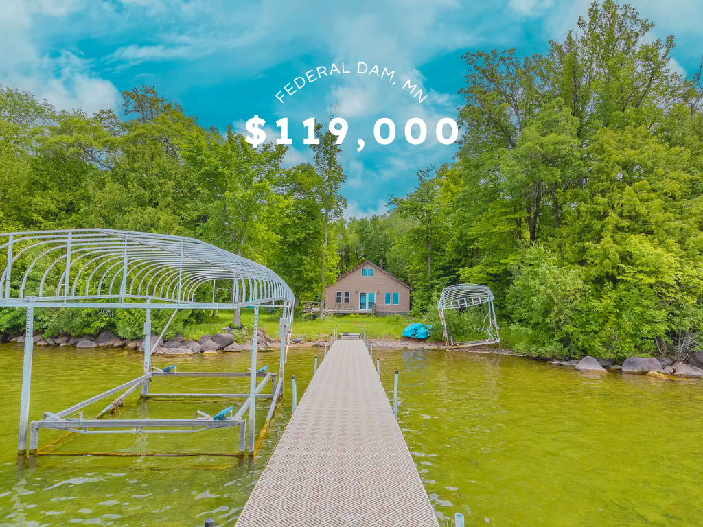 Lakefront Cabin on Leech Lake in Federal Dam, MN – $119,000