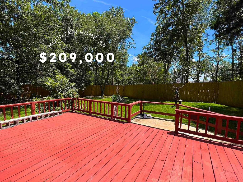 Cozy Log Cabin Home with Garage in Mountain Home, AR – $209,000